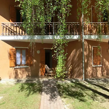 Giardino Вилла Линьяно-Саббьядоро