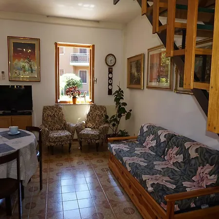 Giardino * 利尼亚诺萨比亚多罗